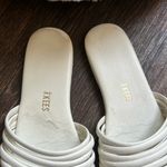 Tkees  SANDAL Photo 1