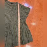 Torrid  Eyelet Peplum Blouse Olive Green Size 3 Photo 4