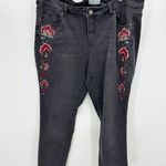 Falls Creek Jeans Women 18 Black Denim Floral Embroidered Skinny Cotton Blend Photo 0