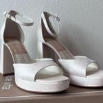 Pandro Heels Off Photo 3