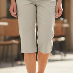 Banana Republic  6 Martin Fit Capris Stretch Beige Khaki Summer Resort Vacation Photo 0