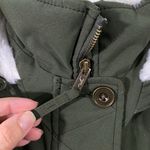 Hollister Women's Army Green Sherpa Lined Hoodie Jacket Size S Photo 5