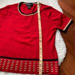 Red black gold trim short sleeve Crewneck sweater Size M Photo 3