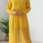 NWOT NINA PARKER Trendy Plus Size Button Photo 0