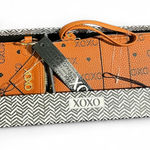 XOXO ‎ NWT Wallet & Keychain Set – Orange You Glad You Found Me? Photo 0