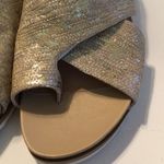 Van Eli cute gold tone sandals size 9 Photo 2