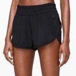Lululemon  Tracker Short V 4" Photo 0