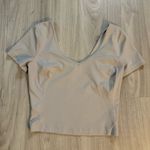Lululemon Align T-Shirt Cropped Yoga Pilates Sport - Chrome (Size 6)
NWOT Photo 5