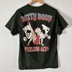 Betty Boop  Green Cotton “Feeling Aces” Graphic T-Shirt Size M Photo 0