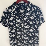 Gap Floral  button down! Size small Photo 2