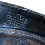 Unlisted  by Kenneth Cole Women's Closed Toe Heels. EUC Photo 5