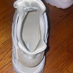 Nike Women’s White Huarache 10 Photo 3