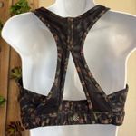 Athleta  Contender Printed Bra Ancient‎ Forest Leopard Size L Yoga Workout Gym Photo 3