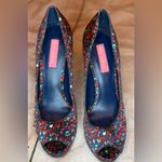 Betsey Johnson Betsy Johnson Rosy II Satin Shoes Pumps Size 8.5M Floral Navy D’orsat Heels Photo 2