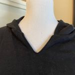 Just Be Medium Black V Neck Elastic Waist Hoodie Photo 3