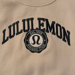 Lululemon  Crewneck Photo 2