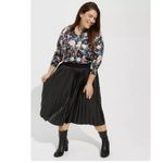 Torrid  Madison Floral‎ Satin Button Up Long Sleeve Shirt Size 4X Photo 1