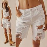 Free People NEW Mid Rise Big Sur Distressed Boyfriend Shorts White Sz 25 Sm Y2K Photo 0