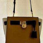 Michael Kors  Hamilton Traveler Tan Blk & White Leather Messenger Crossbody Purse Photo 0