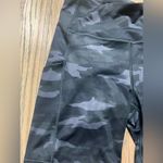 Athleta camo ultimate stash pocket 7” short small Photo 1