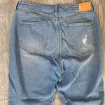 Avec Les Filles  - Mid Rise Ankle Cropped Light Wash Distressed Jeans - Size 29 Photo 7