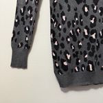 Arizona Jeans Arizona Gray Leopard Print Knit Crewneck Sweater Size S Photo 4