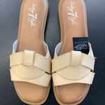 American Eagle tan sandals, size 10 Photo 0