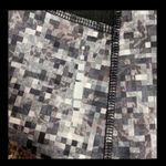 Avia capris length blk gray yoga pants - size medium Photo 8