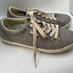 TAOS Star Canvas Sneakers Women's Size 8W Gray Lace Up Casual Shoes Photo 0
