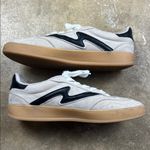 Madden Girl Giia sneaker in taupe and black
Size: 7.5 Photo 3