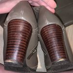 Quest Kobe Collection leather knee high heeled boots Gray Size 7.5 Photo 8