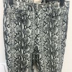 Alice + Olivia Jeans Good High Rise Skinny Jeans Snake Print Black White size 27 Photo 3