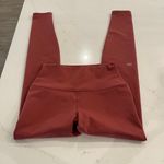 Alo Yoga  Pink Purple High Waisted‎ Leggings Size Small Photo 3