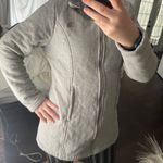 The North Face  Grey Quilted Faux Fur jacket Photo 8