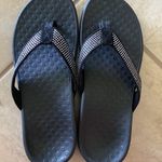 Vionic Bionic Black Flip Flop with white stones & cloth tongue size 8 Photo 10