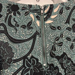 MELLODAY  Women's Long Sleeve Floral Top- Green, Black & White. Size Medium Photo 7