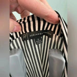 Adrianna Papell top size small -cross over blouse black and white striped bin4 Photo 3