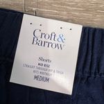 Croft & Barrow NWT  Women's Medium Mid-Rise Bermuda Shorts Navy Blue Casual‎ Photo 3