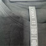 Vuori Boro black short sleeve tee size small Photo 2