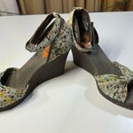 Rocket Dog  Wedge Heel Size 7.5 Open Toe Multi-Color Polka Dots Ankle Strap Photo 3