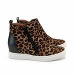 Le Sheelah Leopard Print Wedge Sneakers Hidden Zipper Ankle Boots Size 6 Brown Photo 4