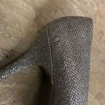 Bandolino Heels Shimmering Gold Peep-Toe Heels 9M light usage see pictures Photo 8