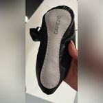 Capezio  Leather Black Ballet Flats with Elastic Strap for women sz5 Photo 4