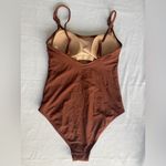 Kona Sol Brown Chain Link Medium Coverage Sew In Cups One Piece Swimsuit
Size M‎ (8-10) Photo 4