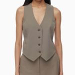 Aritzia  Deniro vest Photo 1