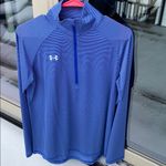 Under Armour  half zip long sleeve top, Medium Photo 0
