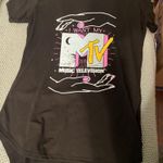 MTV‎ t Photo 0