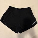 Lululemon Hotty Hot Short 2.5” Photo 0