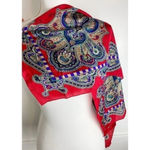 Oscar de la Renta • Red Paisley Silk Fashion Scarf Photo 3