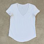 Lululemon Love V-Neck Tee Shirt Women’s Size 4 White Basic Photo 1